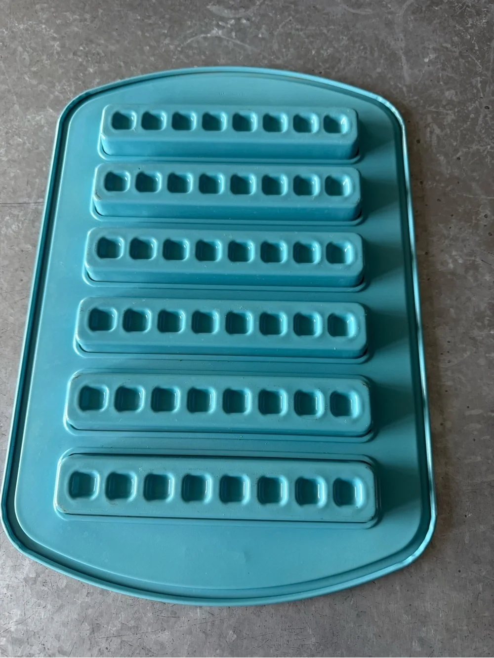 Pampered Chef Breadstick & Brownie Bar Pan 6 Cavity Nonstick Bakeware Retired